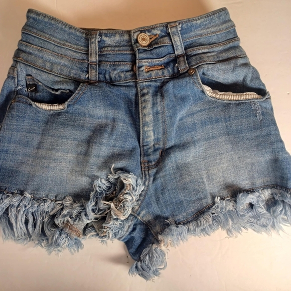 Kancan Raw Cut Off Women Jean Shorts High Waisted‎ Size 25 Double Button Fly - Picture 1 of 9